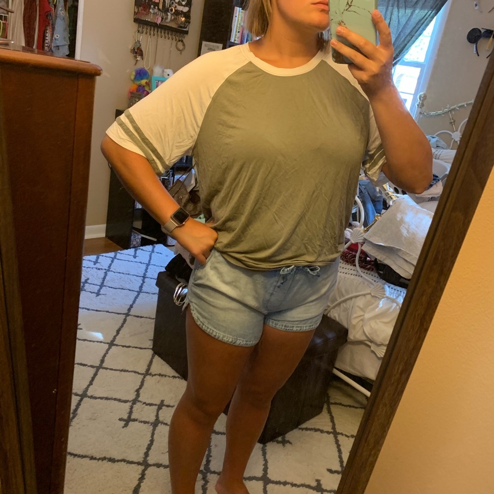 Soft & Sexy American Eagle Baseball Tee